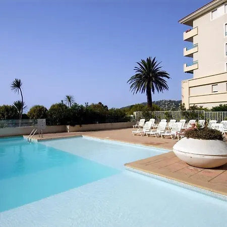 Apartmanhotel Odalys Les Pins Bleus